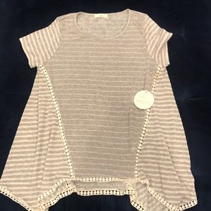 Short sleeve tunic top